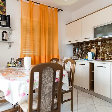 461a Apartmán